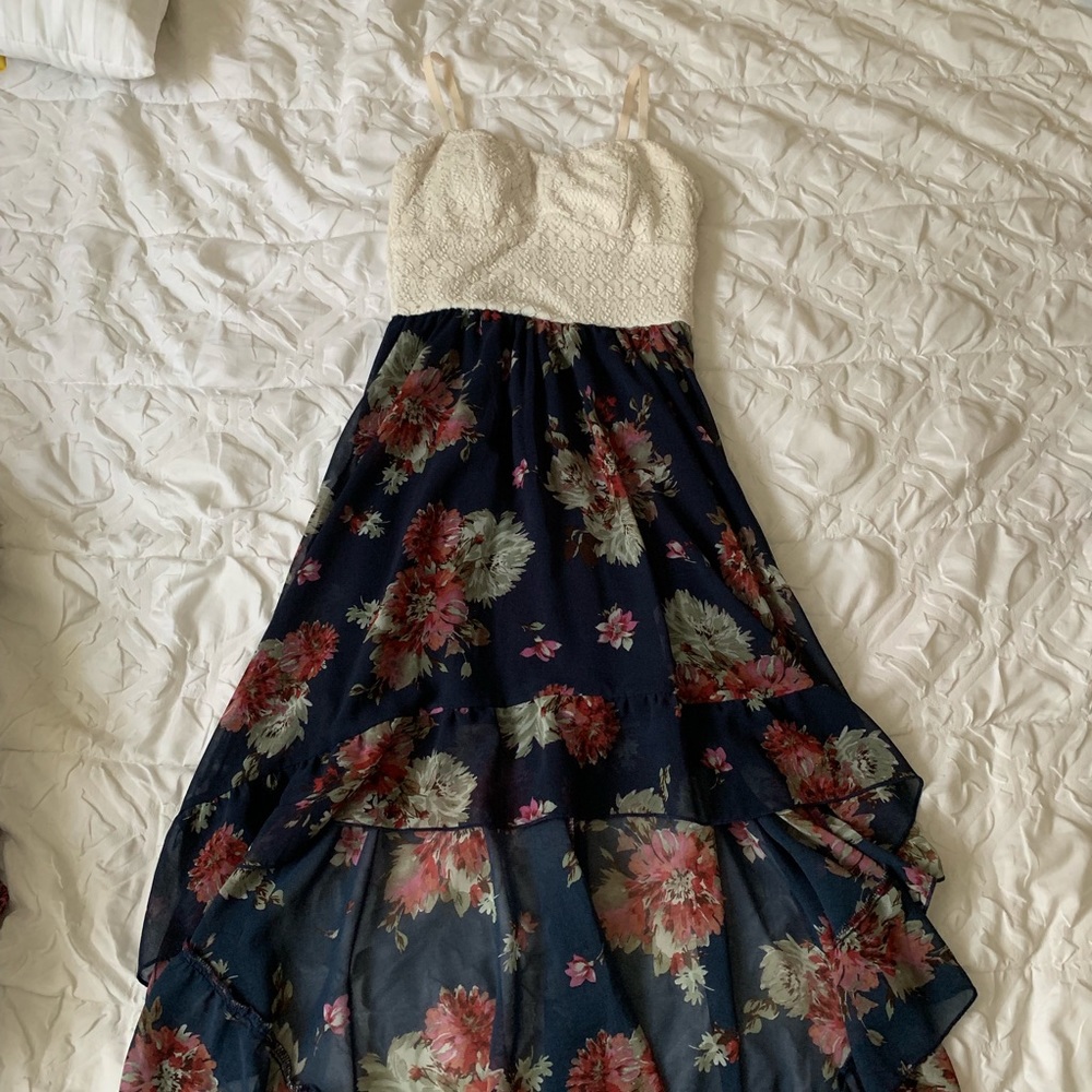 Floral Cream Lace Cocktail Dress